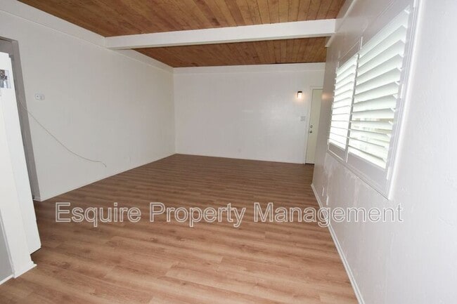 Photo - 420 W Linden Dr Unit #12