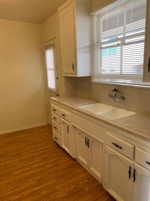 Kitchen 1 - 11933 W Magnolia Blvd Unit 17