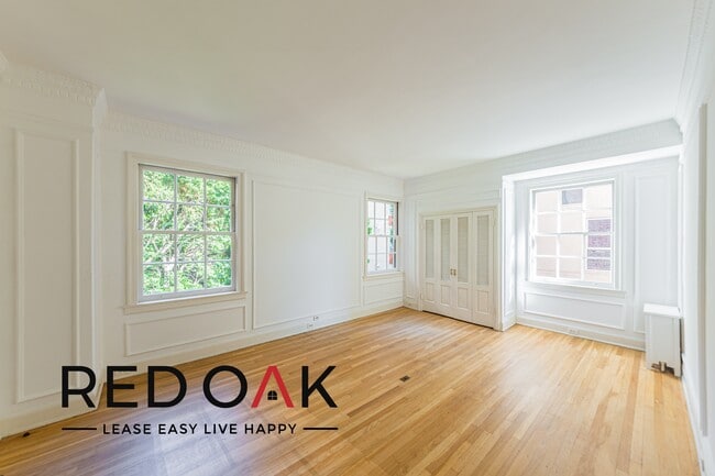 Building Photo - 3278 Wilshire Blvd