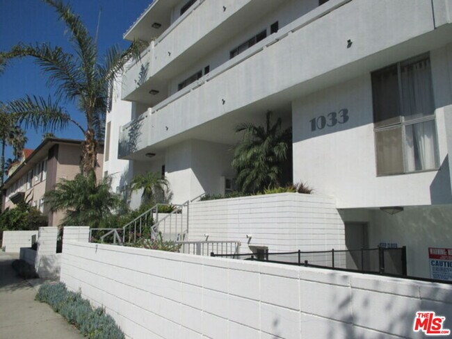 Photo - 1033 3rd St Unit 104