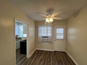 Photo - 132 N Maple St