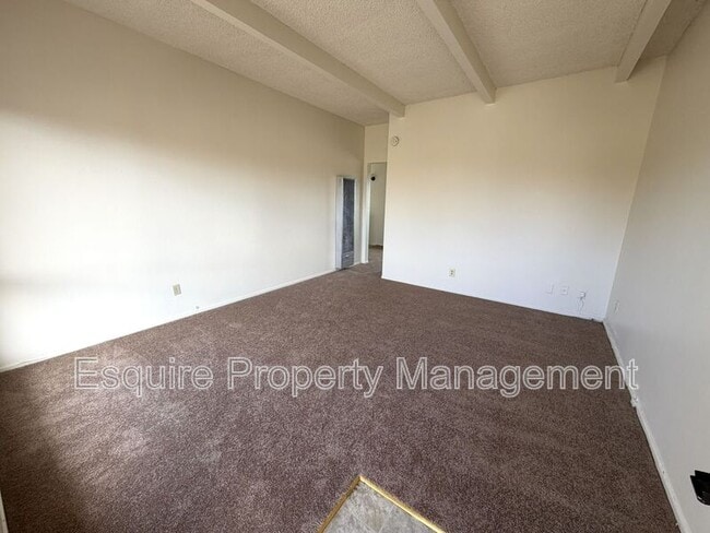 Photo - 2050 N Ventura Rd Unit 6