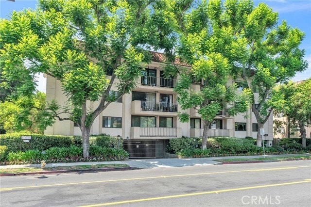 Photo - 330 W California Blvd Condo Unit 103