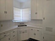 Photo - 10917 Moorpark St Unit Charming