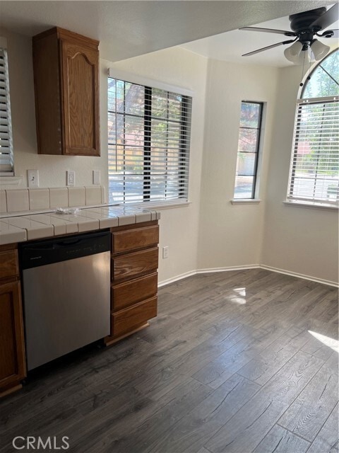 Photo - 19144 Frances St