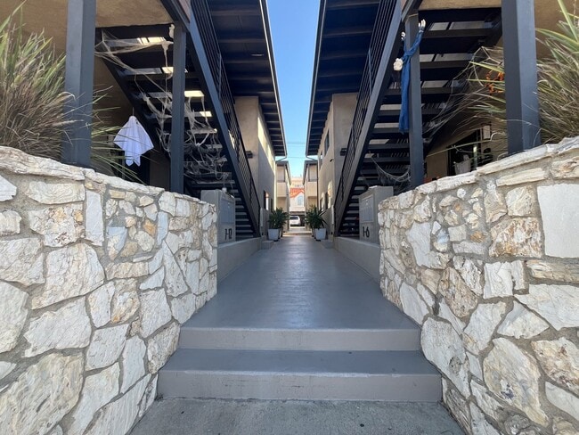 Photo - 350 Hermosa Ave