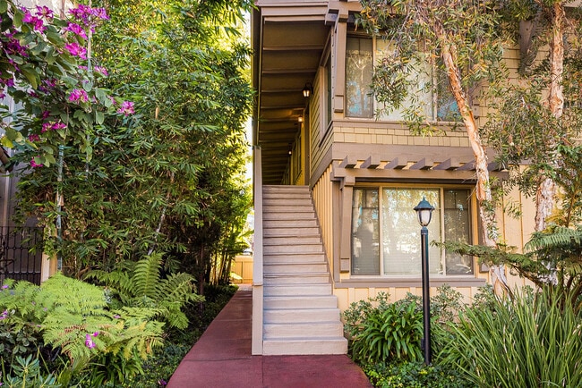 Photo - Elan Beachcomber La Jolla