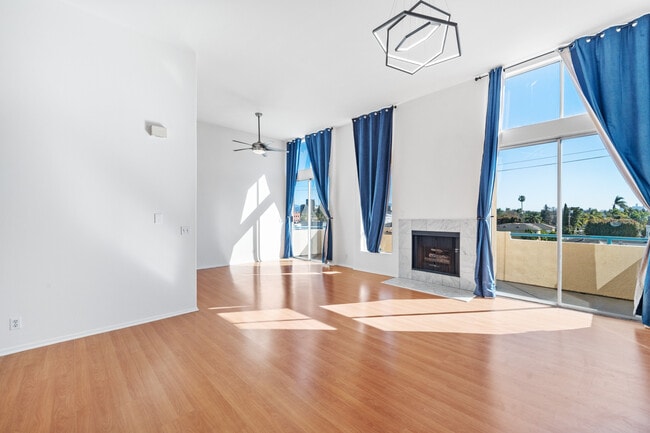 Photo - 1200 S Corning St Townhome