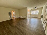 Photo - 1126 E Doran St Unit C
