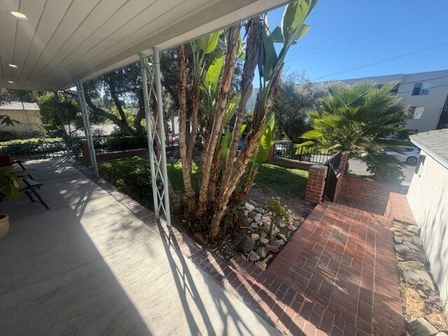 Photo - 3645 Monon St