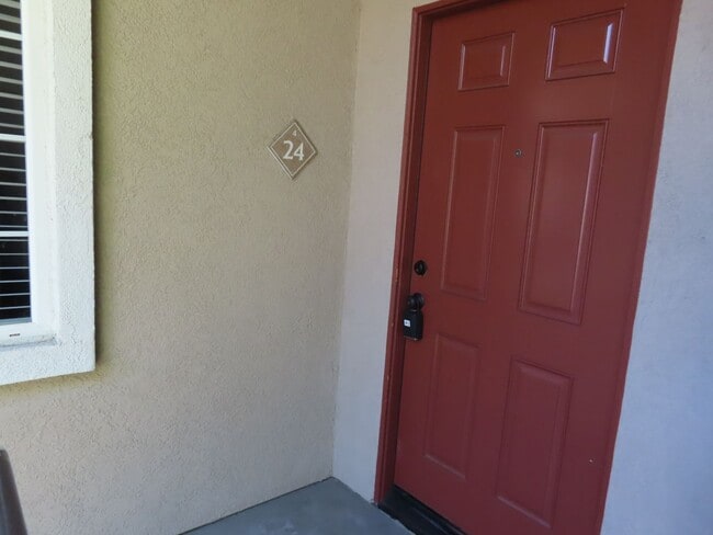 Photo - 41410 Juniper St