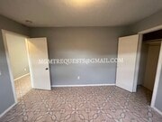 Photo - 539 W Shamrock St Apartment Unit 539