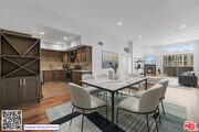 Photo - 7133 Hawthorn Ave Unit PH6