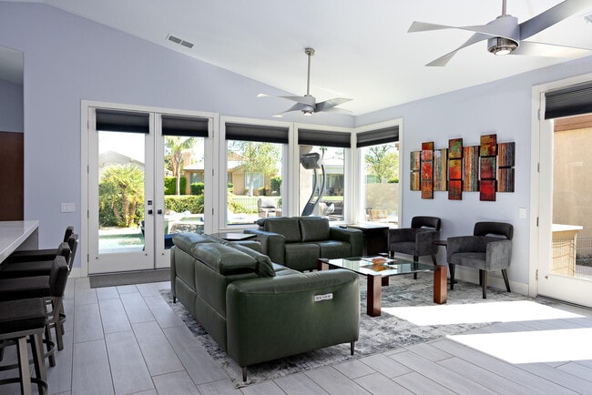 Building Photo - 67718 S Laguna Dr