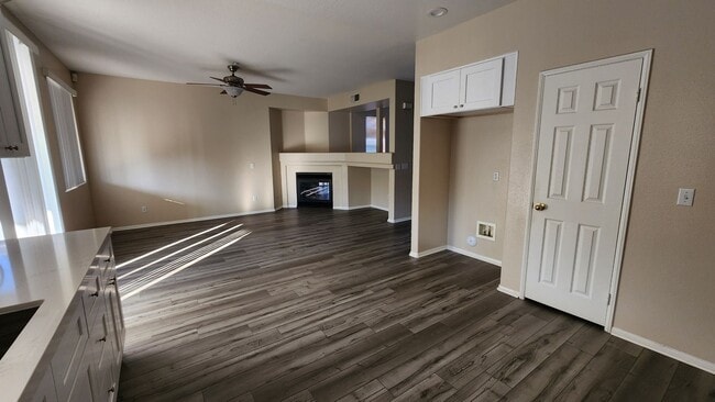 Photo - MOVE IN READY!!