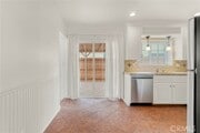 Photo - 6318 Nagle Ave