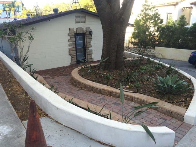 Photo - 328 East Carrillo Street Apartments Unit #D