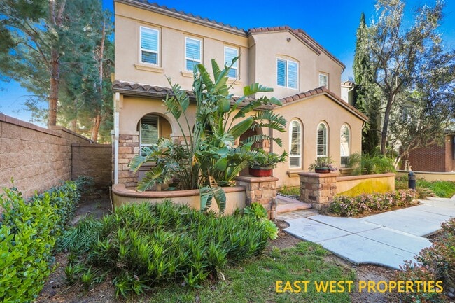 Building Photo - 27 Hathaway