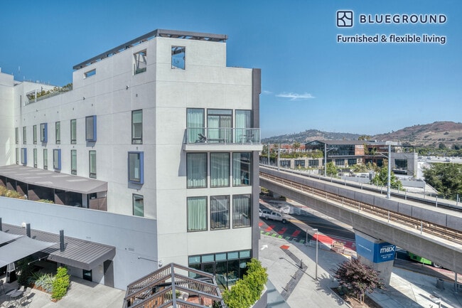 Photo - 8809 Washington Blvd Unit FL5-ID1097