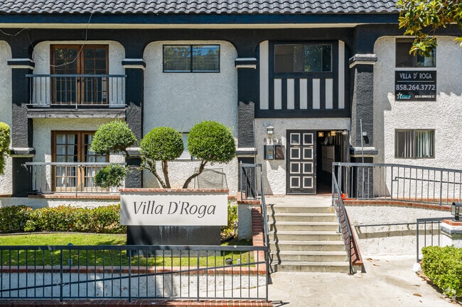 Community Entrance - Villa D'Roga