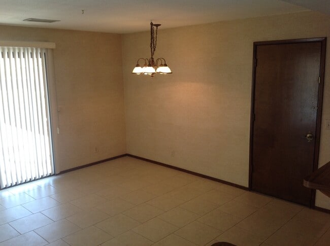 Photo - 3 BEDROOM HOME IN SPRING VALLEY LAKE!