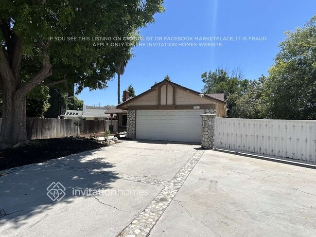 Building Photo - 27837 Ridgegrove Dr