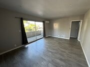 Photo - 1547 Saltair S Ave Apartments