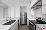 Photo - 7250 Franklin Ave Unit 511