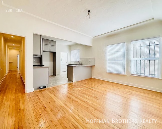 Photo - 330 1/2 N Genesee Ave Unit A