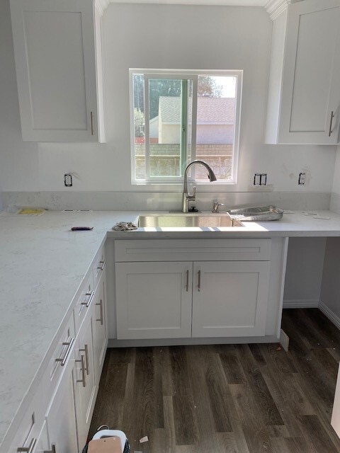 Photo - 1419 W 216th St