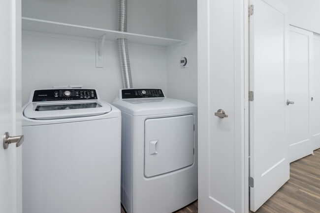Laundry Facilities in Every Unit - Vantage Apartments