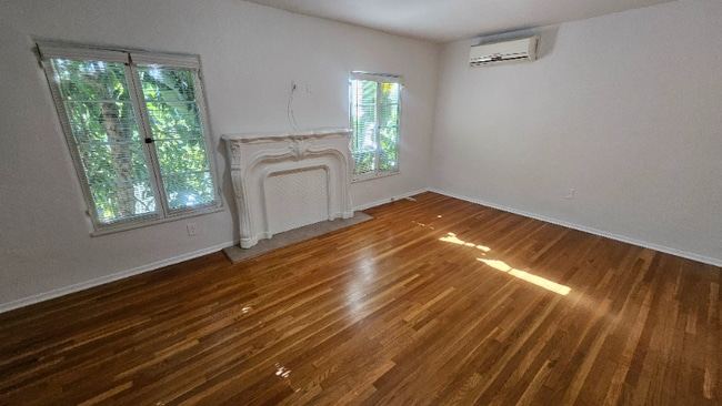 Photo - 1210 N Orange Grove Ave Unit 7