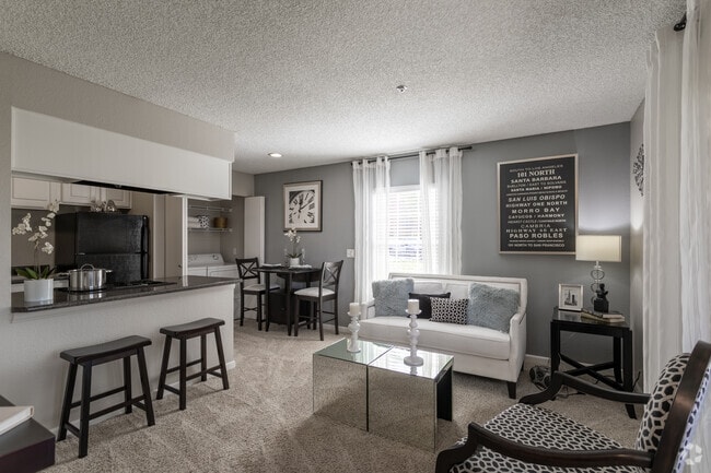 1BR, 1BA - 554 SF - The Hills of Corona