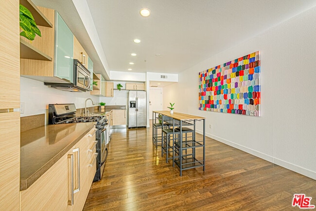 Photo - 1234 Wilshire Blvd Unit 321