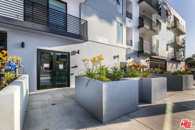 Photo - 14612 Calvert St Apartment Unit 302