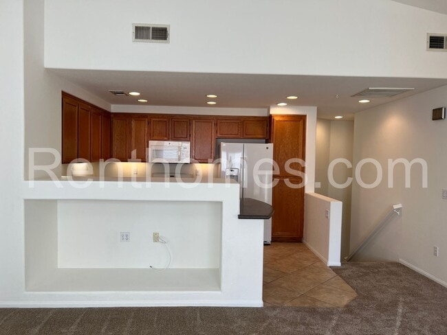Photo - Scripps Ranch, 10326 Scripps Poway Parkway #28 - Close to shopping and easy access to the freeway!