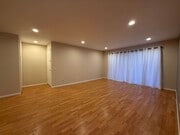 Photo - Mission Plaza 2/2 Great amenities & location Unit 101