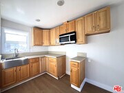 Photo - 1016 W 109th Pl Unit 1