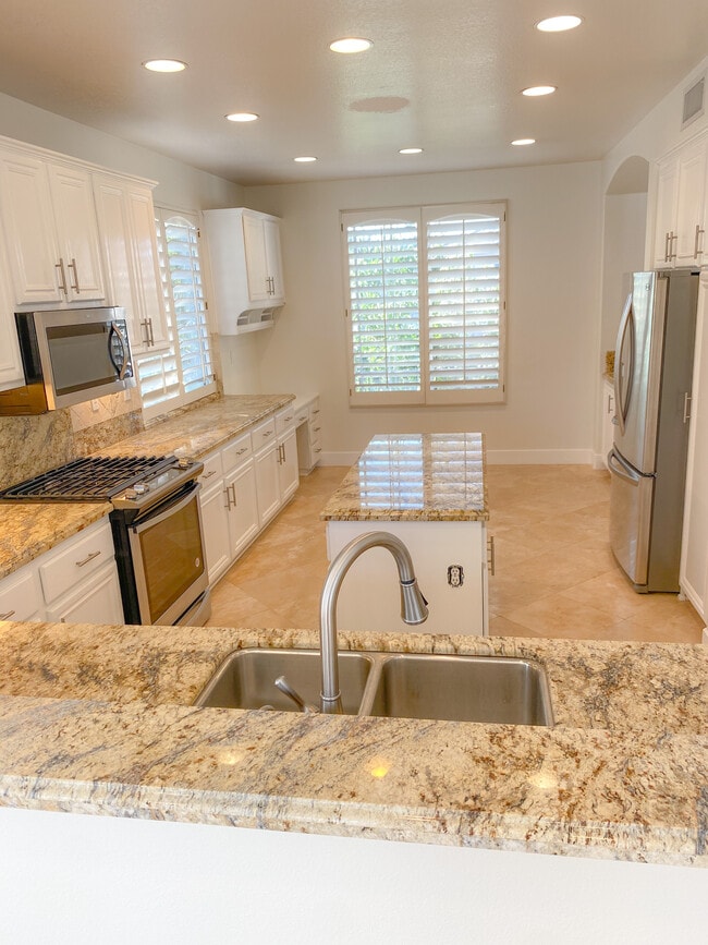 Photo - 3116 Promenade