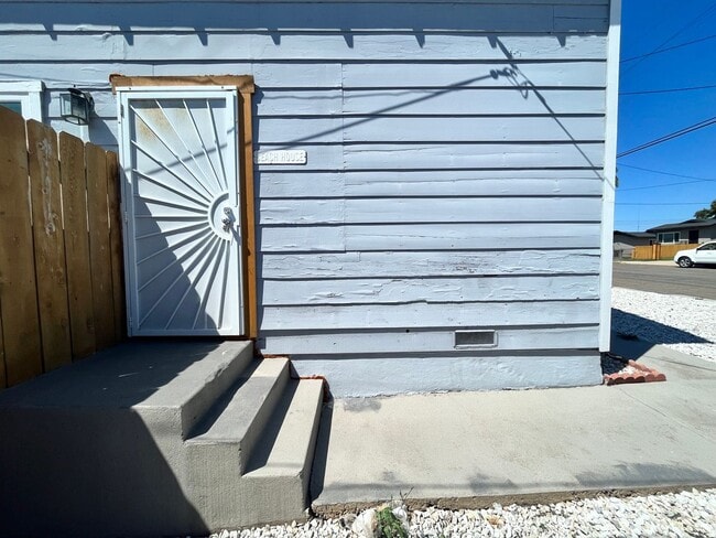 Building Photo - Fully renovated 4 bedroom 3 bathroom in National City!