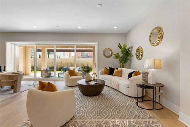 Photo - 62 Claudius Ct