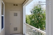 Photo - 1000 Lupine-SI FL3-ID11903A Unit SI FL3-ID11903A