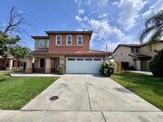 Photo - Spacious 4 Bedroom Home with a loft AND bo...