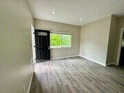 Photo - 4814 54th St