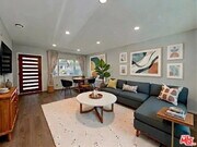 Photo - 903 S Barrington Ave
