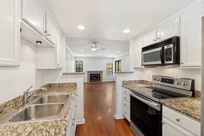 Photo - 12059 Alta Carmel Ct