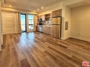 Photo - 723 S St Andrews Pl Unit 401