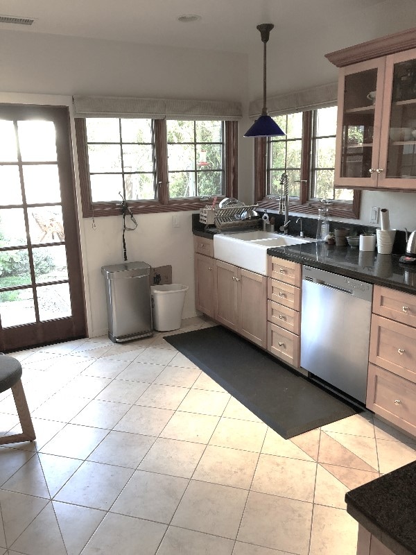 Photo - 316 W Victoria St