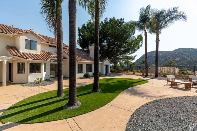 Building Photo - 5 Bed, 4 Bath in the Beautiful Alpine Rental