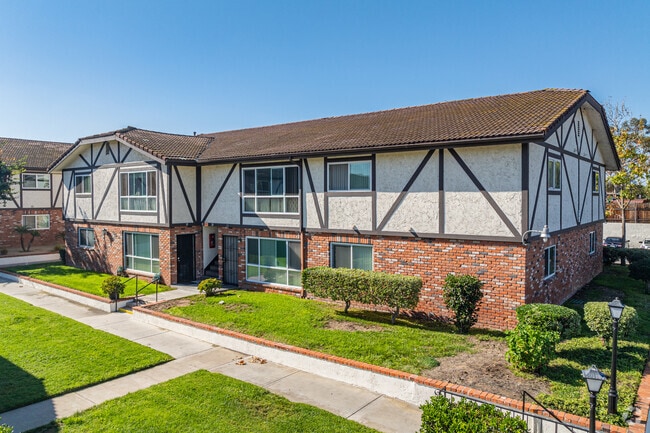 Apartment Homes - Windsor Heights